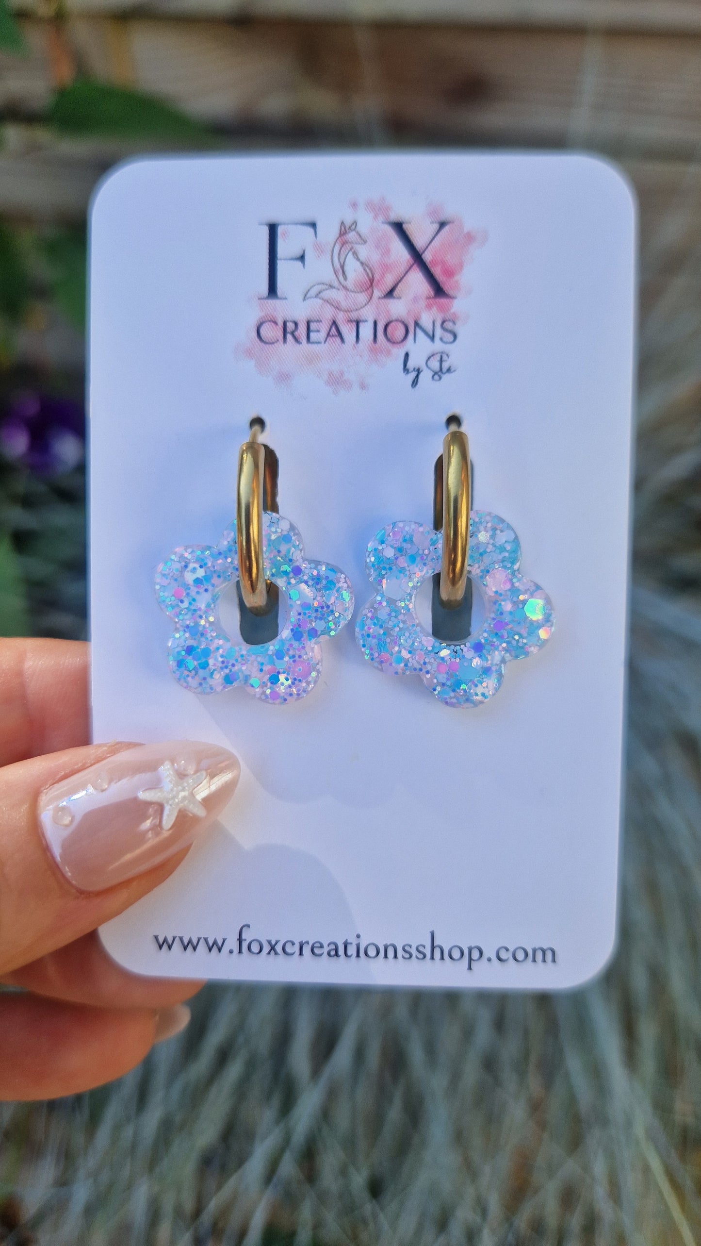 DAISY Charms