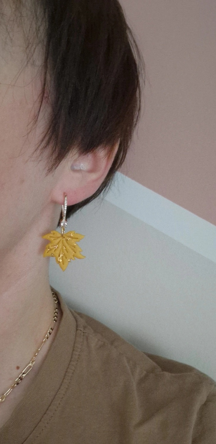 Falling Leaves GOLD
