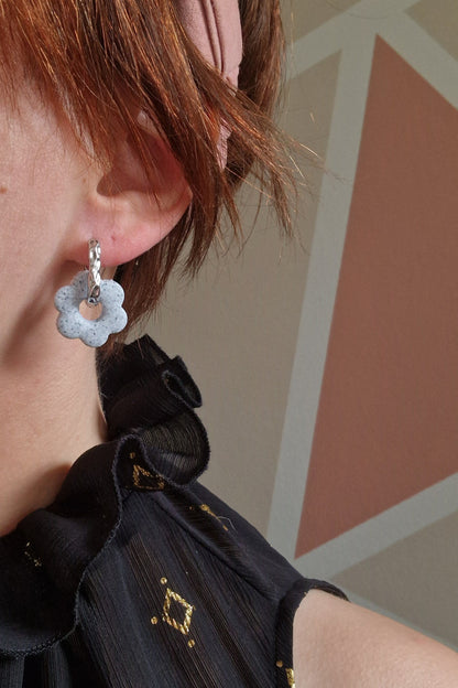 Daisy Charms Granite Clay