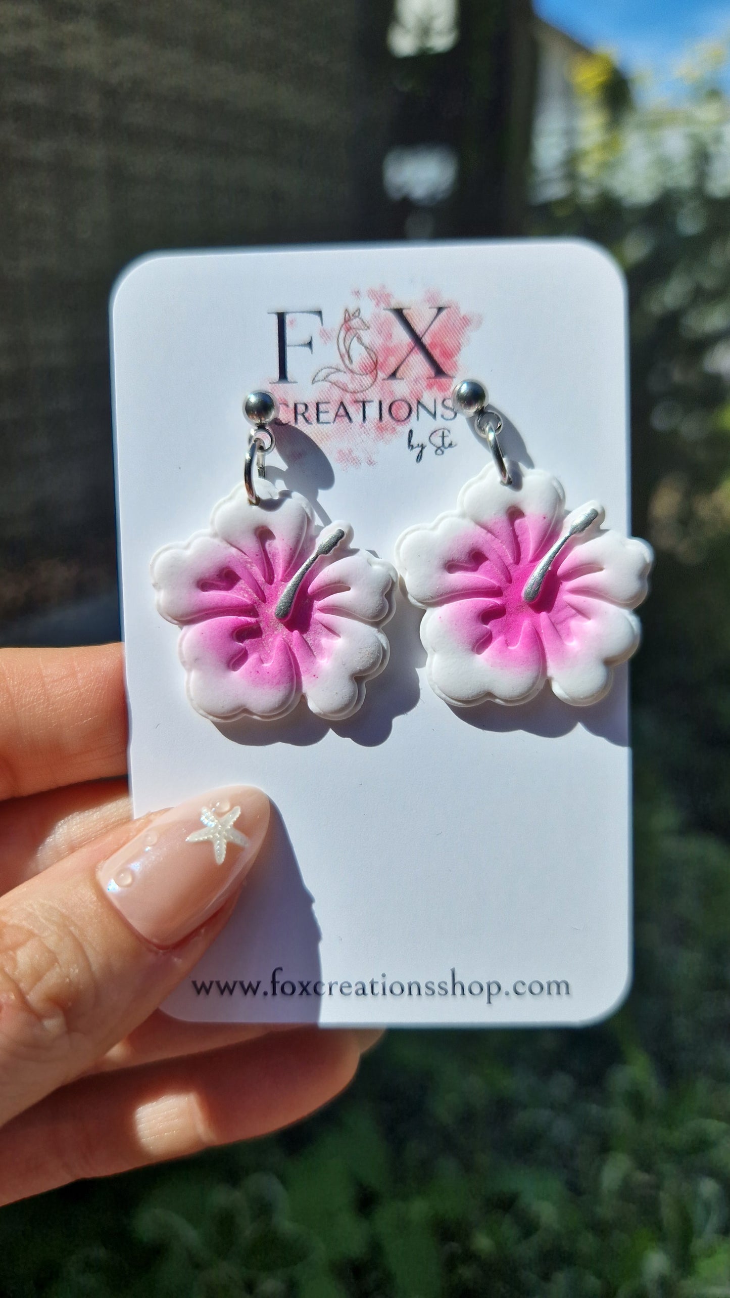 White Hibiscus