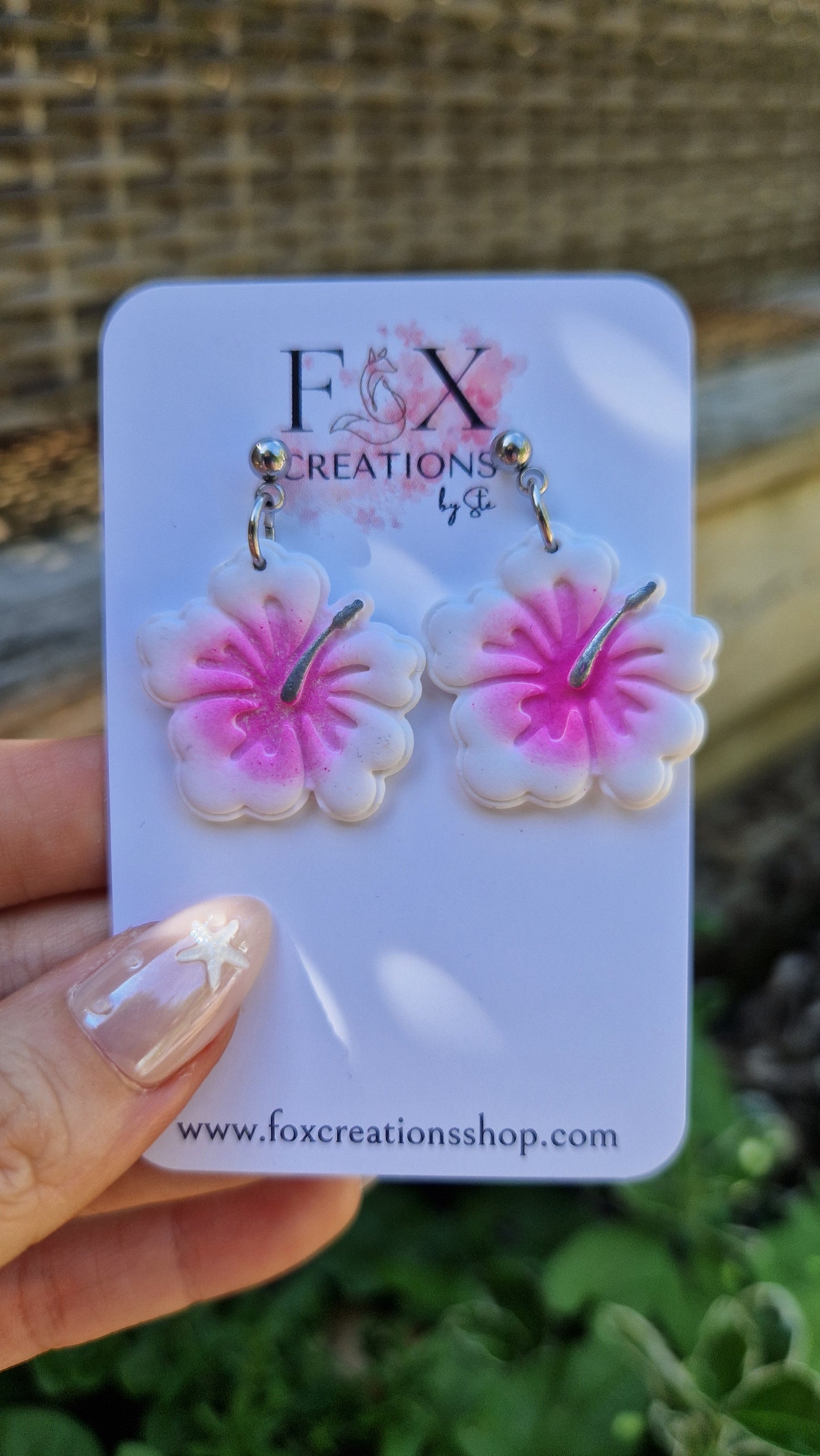 White Hibiscus