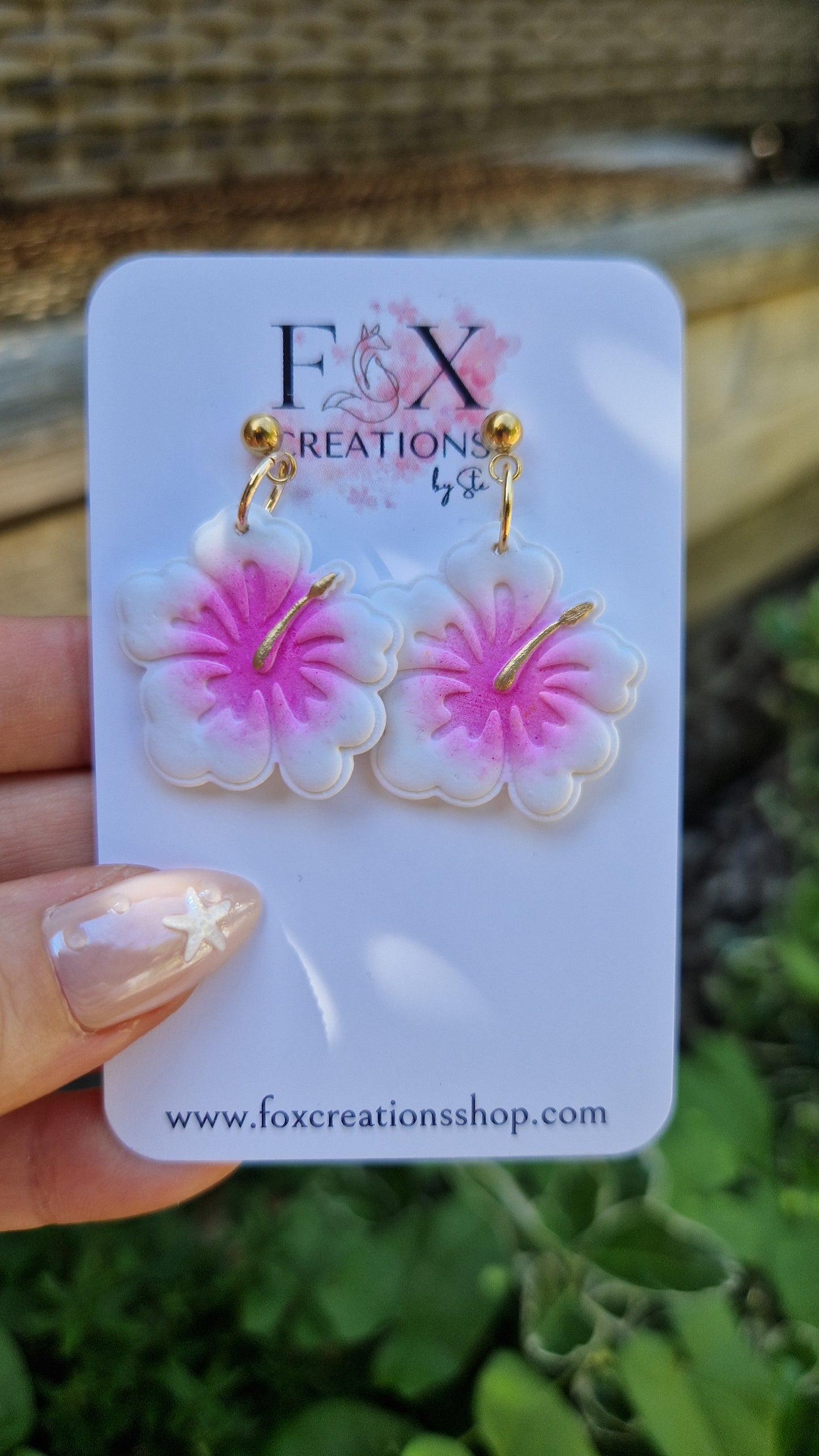 White Hibiscus