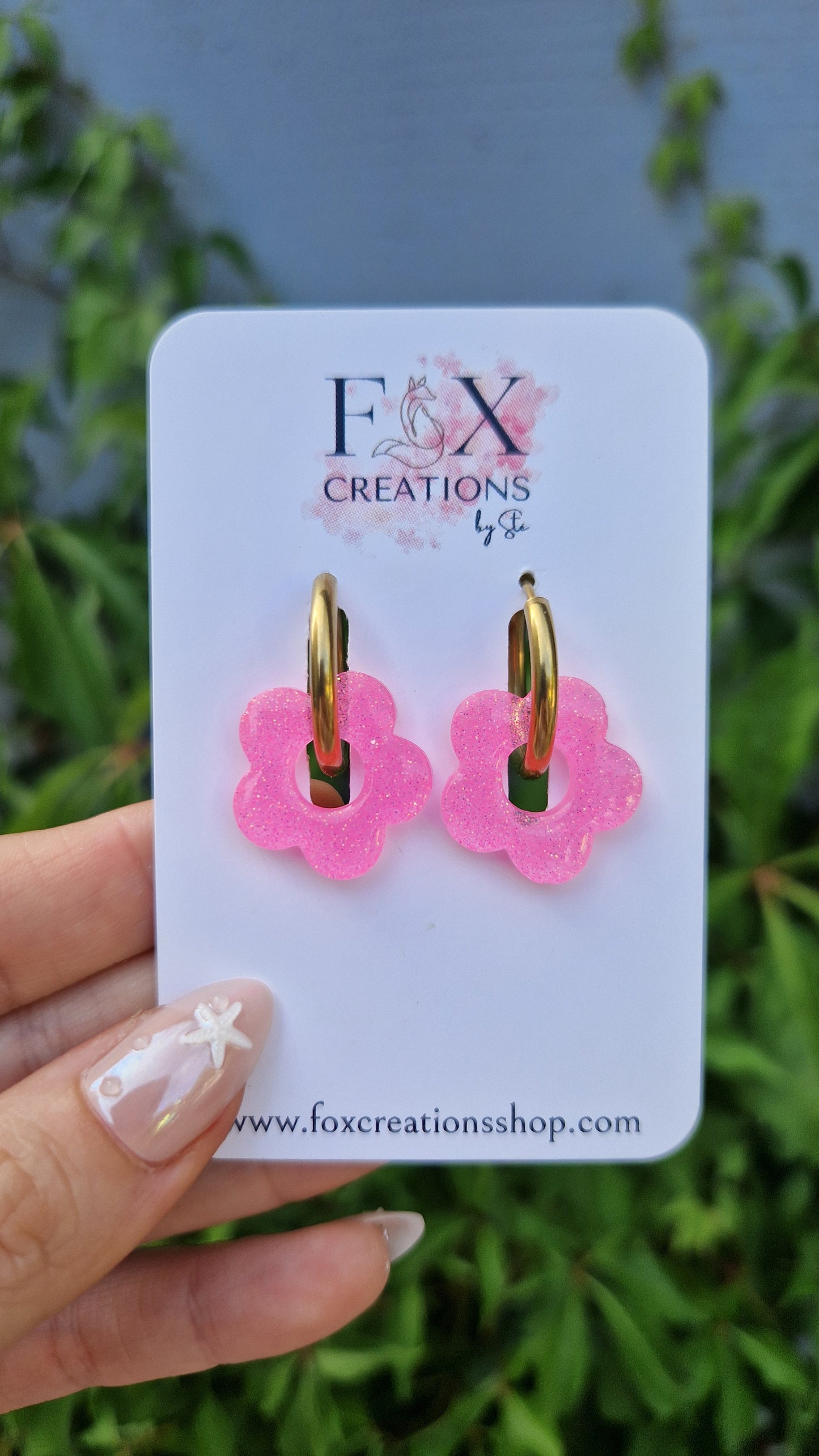 DAISY Charms