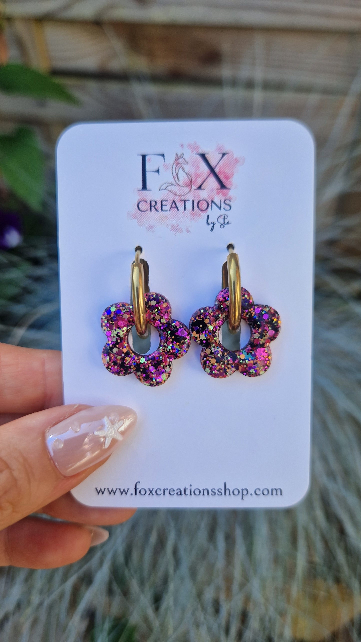 DAISY Charms