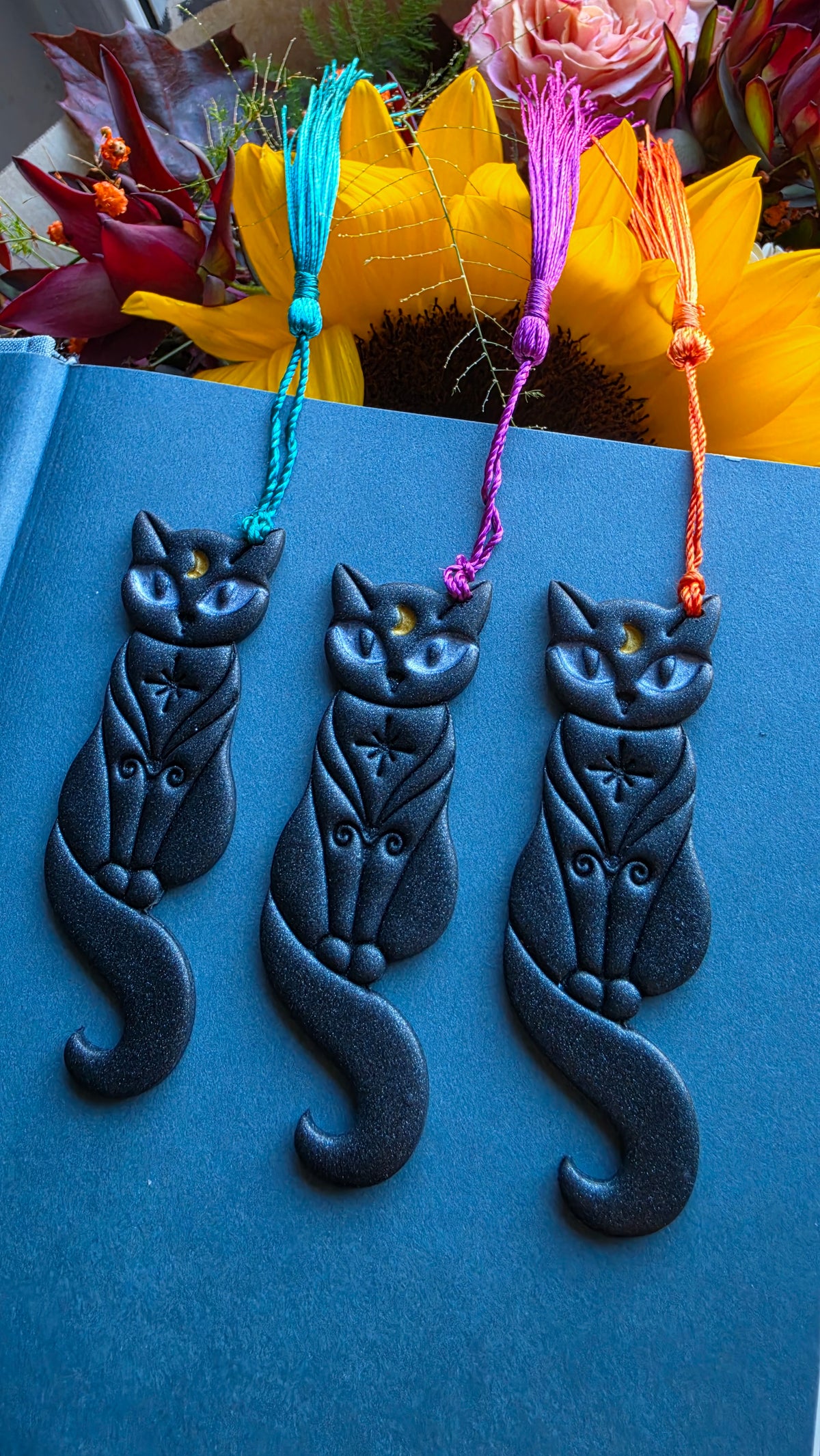 🐈‍⬛ MYSTIC CAT Bookmark