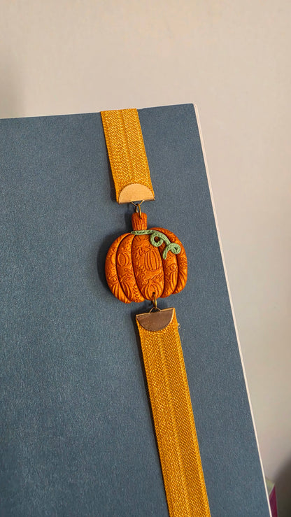🎃 PUMPKIN Bookmark