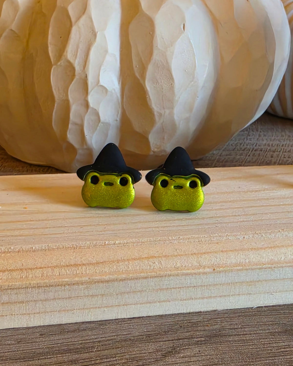 Little Witchy Frogs