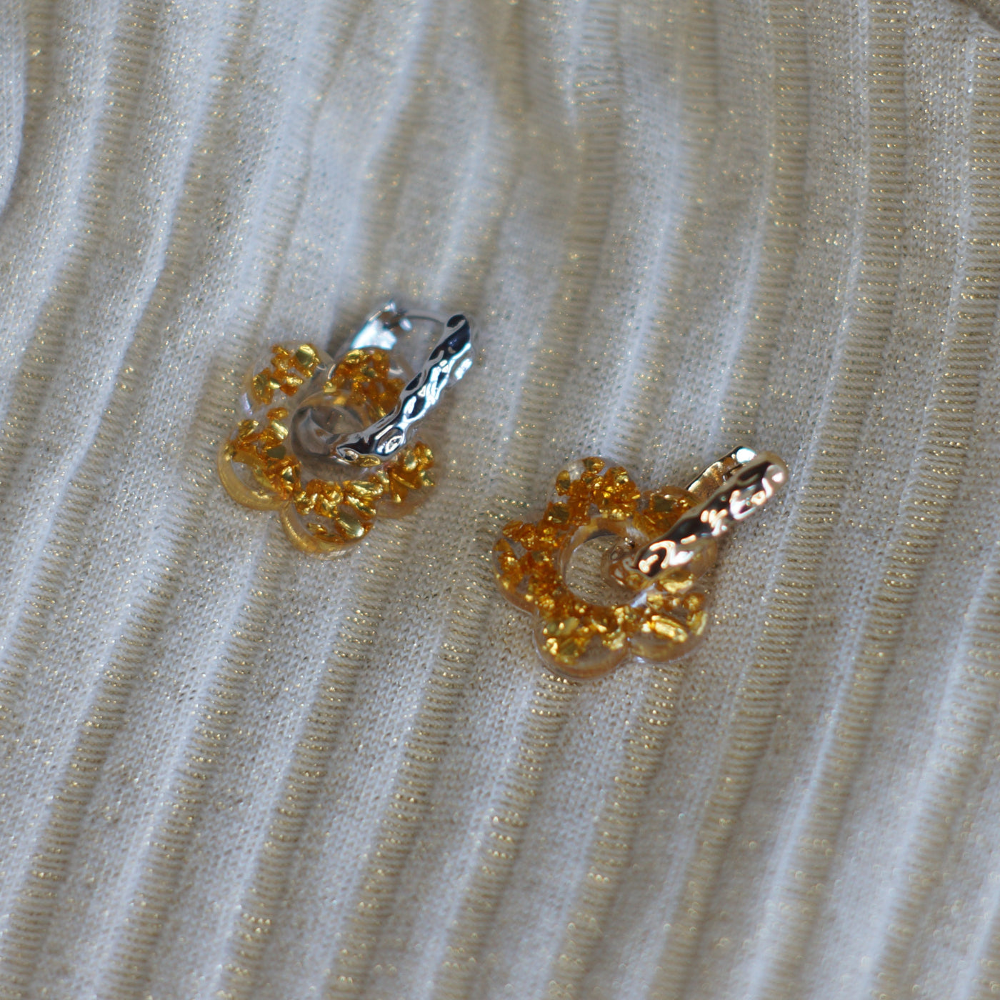 Daisy Charms Gold Nuggets